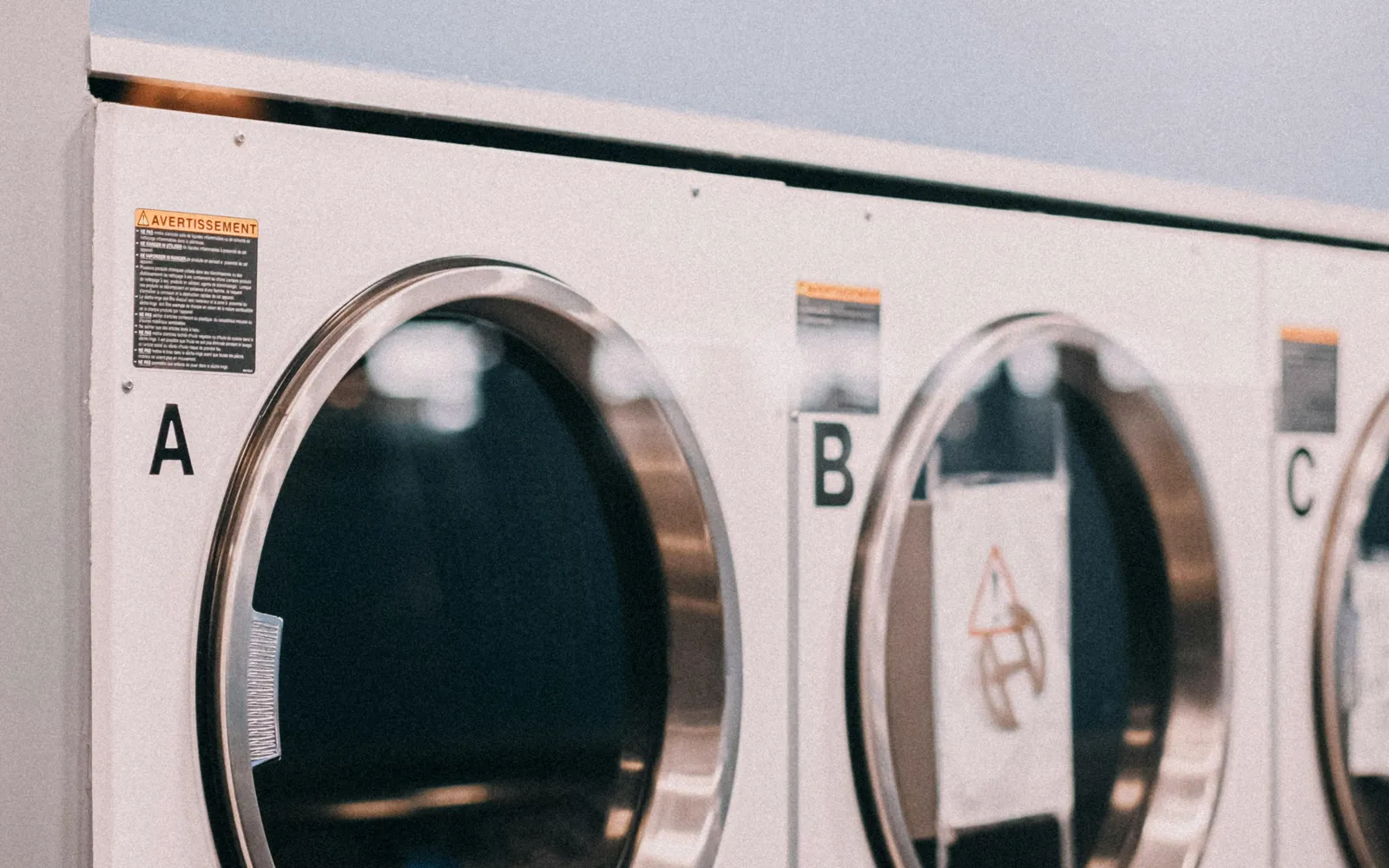 Commercial laundry with industrial steam equipment